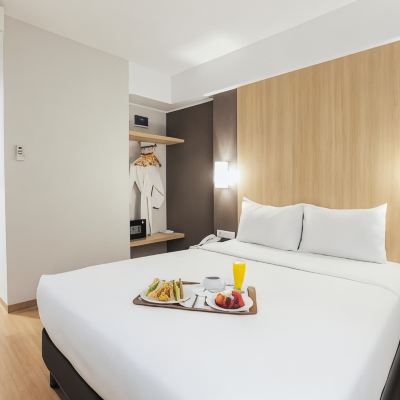 Superior Room Hotel Citradream Bintaro Promo Code