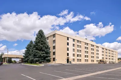 Ramada Plaza by Wyndham Sheridan Hotel & Convention Center Hotel di 