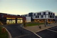 Aparthotel Adagio & Spa Vannes Hotel di 