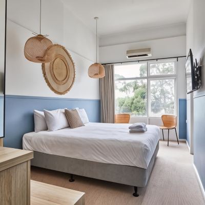 Deluxe Family Room Lorne Hotel Promo Code