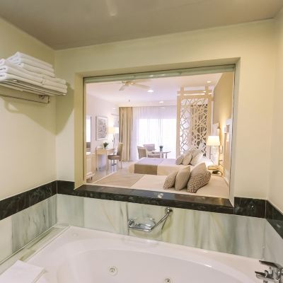 Deluxe Junior Suite (2 Adults + 2 Children) Bahia Principe Fantasia Punta Cana - All Inclusive Promo Code
