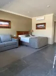 The Saltbush Motor Inn