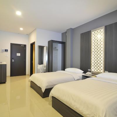 Executive Twin Room Studio Inn & Suites Promo Code