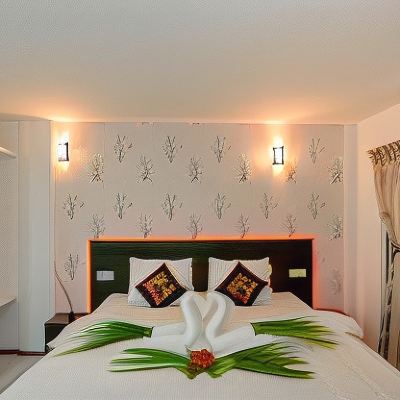 Deluxe Triple Room with Balcony (10% Off on Food&Beverage, Free Snorkelling, Island Tour and Early Check or Late Check Out on Availability Basis)