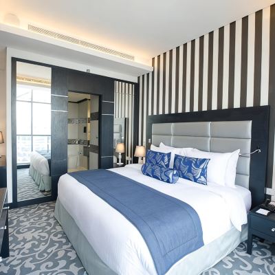 Premium King Room
