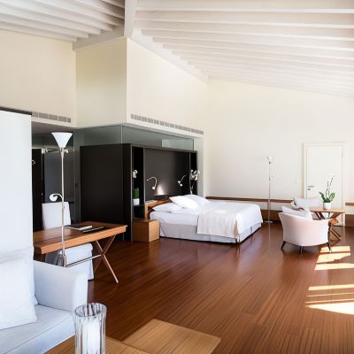 Nescens Junior Suite (Adults Only) 因特拉肯維多利亞少女峯水療大酒店優惠