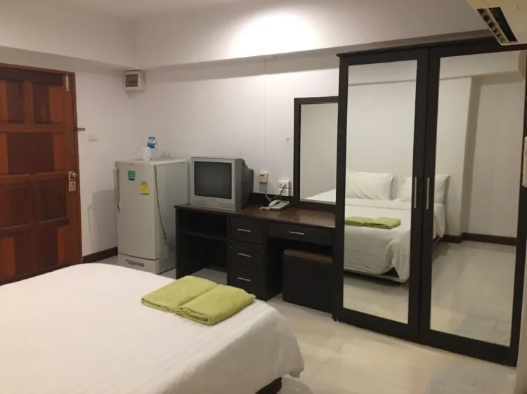 ห้องสแตนดาร์ด เตียงใหญ่ 1 เตียง