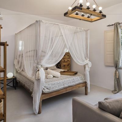 Deluxe Villa, Pool&Hot Tub (Castle View) Rock Villas Complex Promo Code