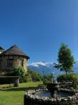 Bhanjyang Village Lodge Hotel a 