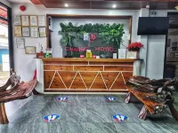 Charms Hotel