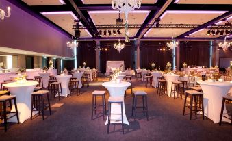 Van der Valk Hotel Eindhoven - Housity