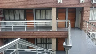 Premium Mendoza Apart Hotel Ξενοδοχεία στην πόλη 