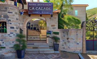 Hotel Restaurant la Calade - Housity