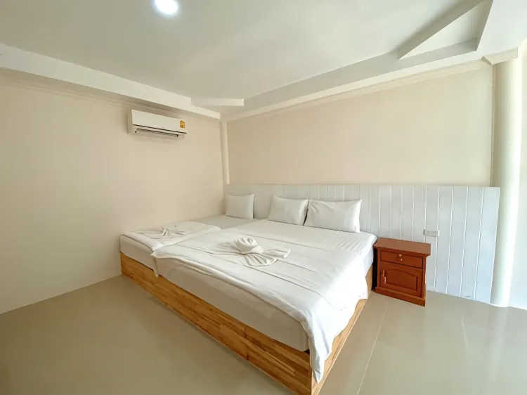 ห้องคลาสสิคสำหรับสามท่าน
