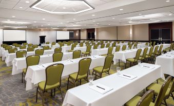 DoubleTree Suites by Hilton Hotel Charlotte-Southpark