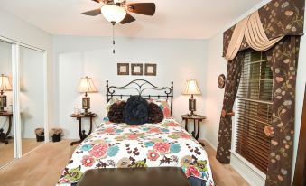 Room in B&B - Comfortable, Convenient, Great Value