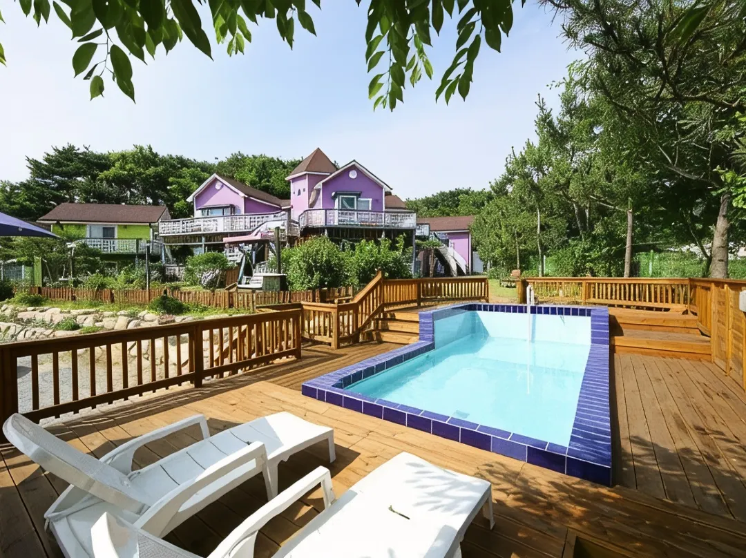 Gyeongju Novios Pets Friendly Pension - 경주시