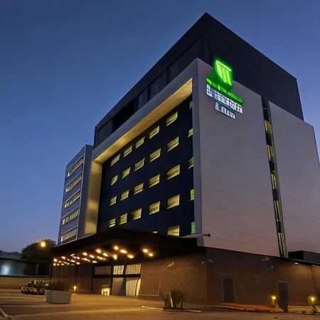 Holiday Inn Express & Suites ENSENADA CENTRO by IHG