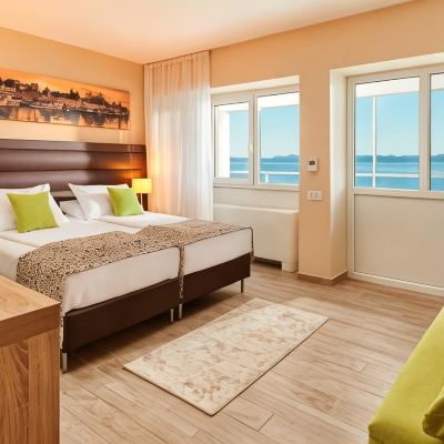 Family Room with Balcony-Sea Side Hotel Pinija Promo Code