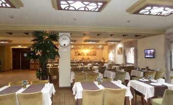 Hotel Labella Bergama - Housity