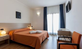 Mercury Boutique Hotel - Housity