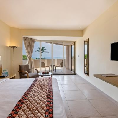 Deluxe Room with Balcony and Sea View Sterling Puri Promo Code