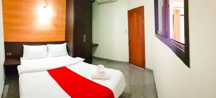 ห้องพรีเมียร์ เตียงใหญ่ 1 เตียง