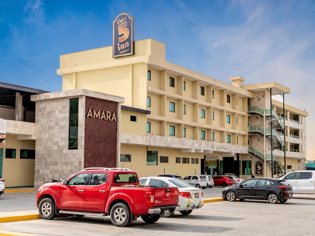 Hotel 5 Inn Select - León, Guanajuato, Mexico