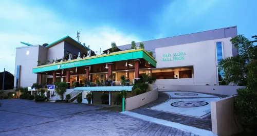 Grand Madani Hotel