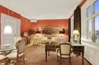 Hotel Royal