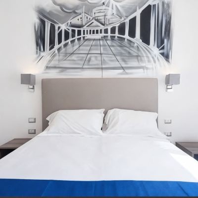 Triple Room Toledo One Promo Code