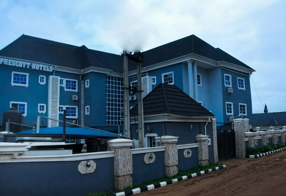 旅馆，带私人设施的房间