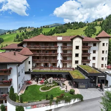 Almhof Hotel Call