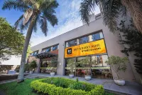 Tri Hotel Executive Caxias Hotels in 