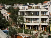 Levantin Inn 1/2 Room N.11  호텔
