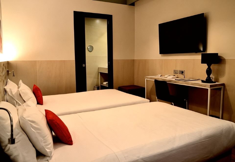 标准客房， 2 张单人床， 无烟房