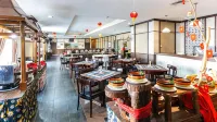 Amarelo Hotel Solo