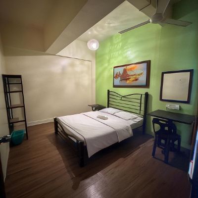 Bilik Standard Tanpa Pemandangan(katil queen) Kupon Akinabalu Youth Hostel