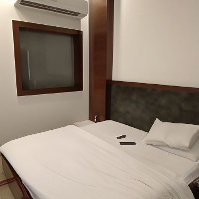 Super Deluxe Room with Android Smart Tv