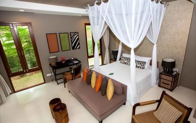 วิลล่าสระว่ายน้ำฤดูร้อน