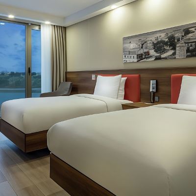 Twin Room with Sofa Bed and Sea View