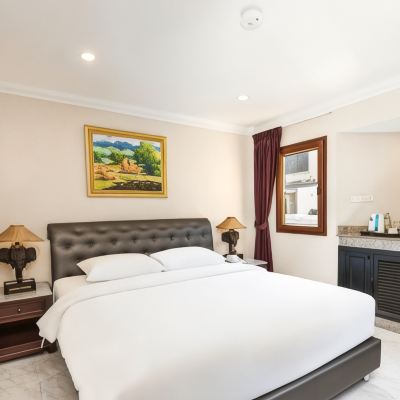 Superior King Room The Ambiance Hotel Promo Code