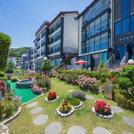 Samcheok Cnblue Pension