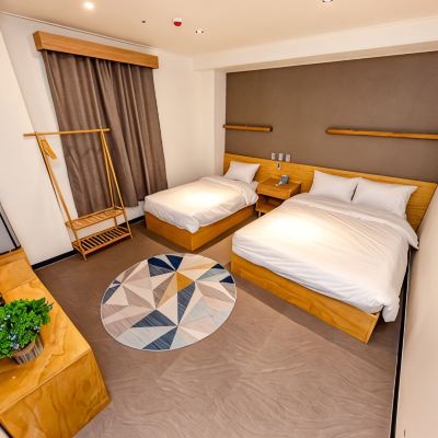 Twin Room The Jade hotel Promo Code