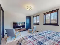 New - Cozy Modern: Stunning Views,3 Mins Ski,BBQ,Fire Pit,Game Room,Walk to Town فنادق في ويندهام