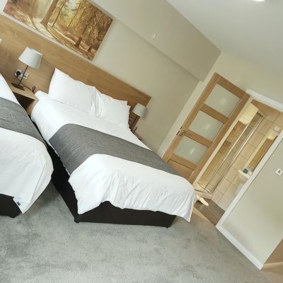 Standard Suite, Ensuite (First Floor) Belfast House Promo Code