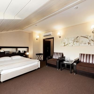 Junior Suite Parkoff Hotel Promo Code