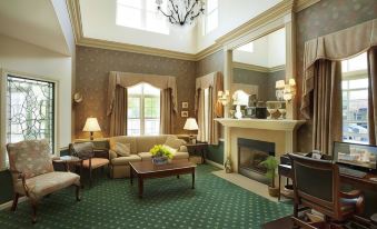 Best Western Plus Lawnfield Inn  Suites