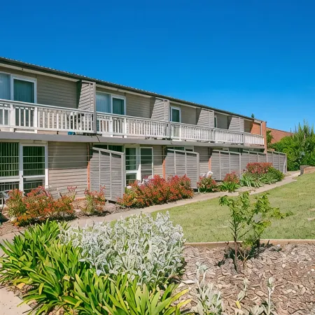 Bathurst Studio Apartments