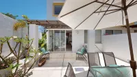 Los Amores II Charming 3 bedroom House in Gated Community with Private Pool.